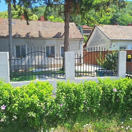 Apartament Balcsi1 *